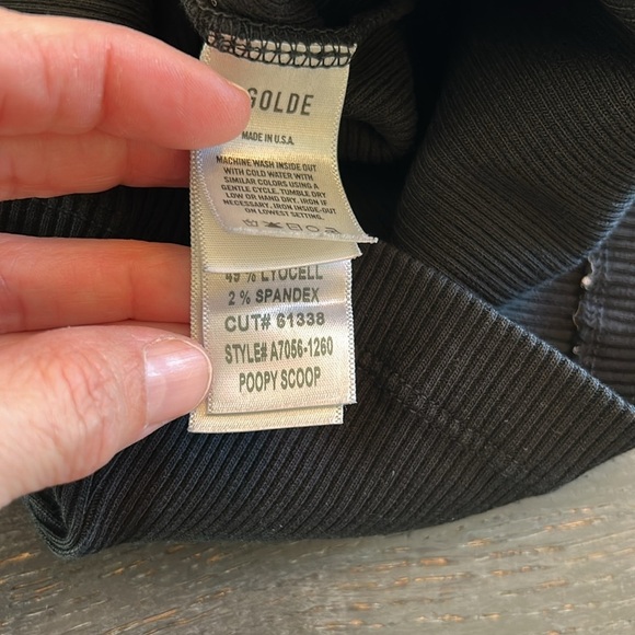 AGOLDE  Ribbed Poppy Tank in Black - Picture 6 of 11